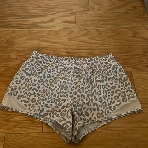 90 Degrees Running Shorts